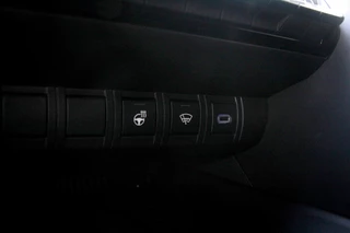Toyota C-HR Toyota C-HR 1.8 Hybride 140 First Edition | Camera | Adaptive Cruise - afbeelding nr 23