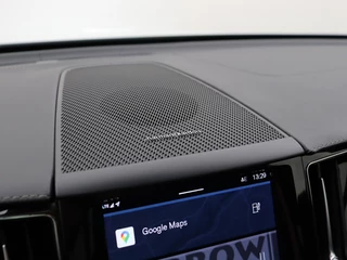 Volvo XC60 Volvo XC60 T8 PLUG-IN HYBRID ULTIMATE DARK 21INCH 360GR CAM FULL-LED SCHUIF - afbeelding nr 20