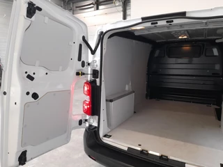 Opel Vivaro Opel Vivaro 2.0 CDTI L2H1 145PK Edition Automaat Airco Navigatie Apple Carplay/Android Auto Trekhaak Betimmering - afbeelding nr 28