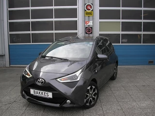 Toyota Aygo Toyota Aygo 1.0 VVT-i x-play 28.000 km! Parkeersensors - afbeelding nr 2