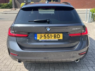 BMW 3 Serie BMW 3 Serie Touring 320d Automaat 190 pk High Executive Edition Navi Adaptieve Cruise Control Life Cockpit Prof Sportstoelen Leer Stoelverwarming DAB Led Koplampen  Extra Getint Glas Parkeersensoren NL Auto BTW - afbeelding nr 4