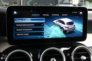 Mercedes-Benz GLC Mercedes-Benz GLC-klasse 300e 4MATIC AMG - CAMERA - SFEERVERLICHTING - afbeelding nr 35