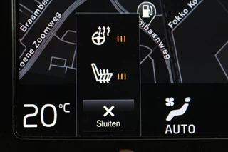 Volvo XC40 Volvo XC40 1.5 T4 Recharge Inscription Expression |  Panoramadak | Leder | Trekhaak | Stoel & stuurverwarming | Carplay | Full LED | Navigatie | Camera | Climate control - afbeelding nr 7