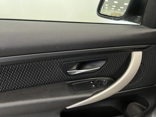 BMW 4 Serie BMW 4 Serie Coupé 420i Business / AUTOMAAT / NAVI / NWE 19 