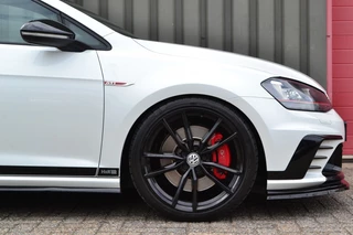 Volkswagen Golf Volkswagen Golf 2.0 TSI GTI Clubsport 265PK Dynaudio/Camera/19''/DSG - afbeelding nr 28