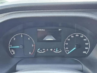Ford Transit Custom Ford Transit Custom 300 2.0 TDCI L2H1 Trail | Glasslook panelen | Raptor grille | Camera | Trekhaak | Leder | Voorruitverwarming | Airco | Cruise control etc. - afbeelding nr 17