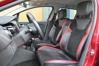 Renault Clio Renault Clio 1.5dCi Intens| BOSE | Camera | Trekhaak | Navi | LED - afbeelding nr 4