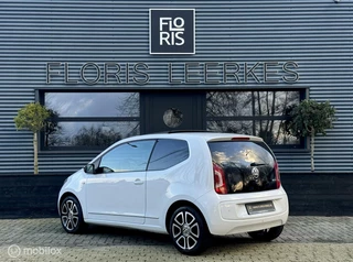 Volkswagen up! Volkswagen Up! 1.0 high up! | Pano dak | Leer | Cruise | Navi - afbeelding nr 3