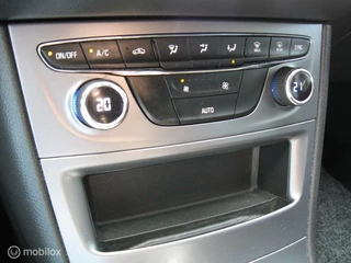 Opel Astra Opel Astra Sports Tourer 1.2 Edition 131 PK Clima Navi Camera NL auto - afbeelding nr 26