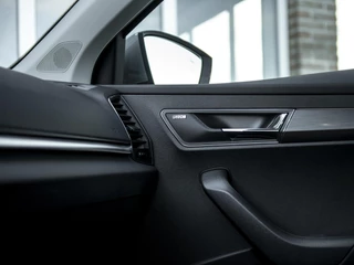 Škoda Karoq Škoda Karoq 1.5TSi ACT 150pk DSG Style Business | Leer | Navi  & App-Connect | 18