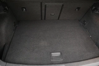 Volkswagen Golf Volkswagen Golf 1.0 TSI Comfortline | Carplay | Navigatie |  Adaptive cruise | Climate control | PDC | Bluetooth | Comfortstoelen | LED - afbeelding nr 13