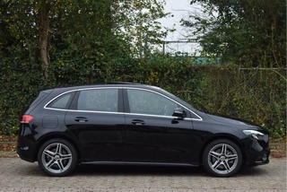 Mercedes-Benz B-Klasse Mercedes-Benz B-Klasse 250 e AMG Line | Open dak | Sfeerverl | DAB | Carbon | Carplay | Stoelverw | Full LED | AMG Velgen - afbeelding nr 25
