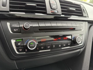 BMW 3 Serie BMW 320i Touring AUT M-Sport Stoelvw Pano NaviProf Trekhaak - afbeelding nr 21