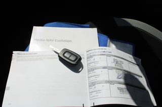 Dacia Lodgy Dacia Lodgy 1.3 TCE 130pk STEPWAY 7-PERS. Airco Navi bluetooth Cruise Camera erg mooi!! - afbeelding nr 37