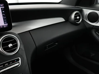 Mercedes-Benz C-Klasse Mercedes-Benz C-klasse 180 Business Solution AMG | Stoelverwarming |  360 Camera | Trekhaak | Digital Cockpit | Leder/Alcantara | Full LED | Navigatie | Park Assist - afbeelding nr 24