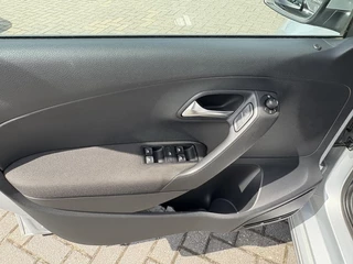 Volkswagen Polo Volkswagen Polo 1.0 BlueMotion - Navigatie- Cruise - Carplay - LM - afbeelding nr 29