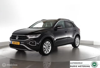 Volkswagen T-Roc 1.5 TSI 150pk Automaat Business led|nav|cam|dab|stoelverw.|acc|lmv17