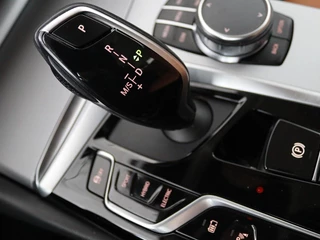 BMW 5 Serie BMW 5-serie 530e Business Edition Plus | LaserLight | Leder |  Stoelverwarming | Carplay | Live Cockpit | Navigatie | Memory | Parkeerhulp | Climate control - afbeelding nr 21