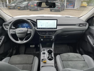 Ford Kuga Ford Kuga 2.5 PHEV Active X 243pk | Wegklapbare trekhaak | Winter Pack | AGR-stoelen | Adaptive cruise control | 2.100 kg trekgewicht - afbeelding nr 18