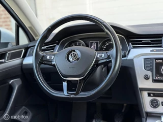 Volkswagen Passat Volkswagen Passat Variant 1.4 TSI | Clima | Cruise | Navi - afbeelding nr 35