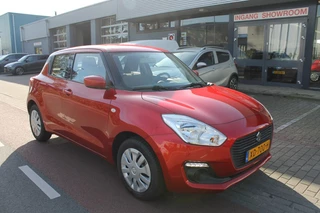 Suzuki Swift Suzuki Swift 1.2 Comfort - afbeelding nr 2