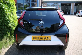 Toyota Aygo Toyota Aygo X Aygo X 1.0 VVT-i Black & White | Apple carplay | Camera achter | - afbeelding nr 5