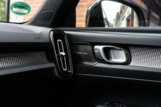 Volvo XC40 Volvo XC40 2.0 T4 R-Design Pano / Camera / ACC - afbeelding nr 25