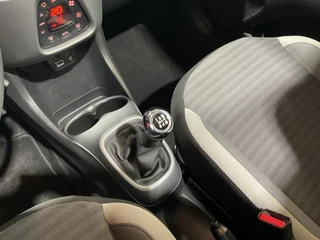Toyota Aygo Toyota Aygo Cabrio | Navigatie | Camera | 1.0 VVT-i x-joy - afbeelding nr 24