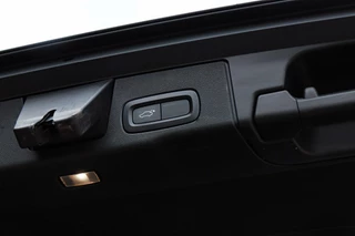 Volvo XC60 Volvo XC60 2.0 T4 Inscription /PANODAK/MEMORY/CAMERA/HUD/STOELVERW./KEYLESS/CARPLAY! - afbeelding nr 25