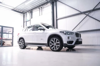 BMW X1 BMW X1 xDrive20i High Executive | 4x4 | HUD | Trekhaak | Leder | Orig NL auto | Dealer onderhouden | Camera | rijklaarprijs | - afbeelding nr 41