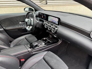 Mercedes-Benz A-Klasse Mercedes-Benz A-klasse A250 AUT AMG LED Pano Widescreen Navi - afbeelding nr 22