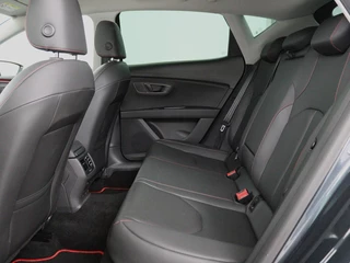 SEAT Leon SEAT Leon 2.0 TSI FR Business Intense | Panoramadak | Apple CarPlay | Leder |Navigatie | Stoelverwarming | Cruise Control | LMV 18 - afbeelding nr 8