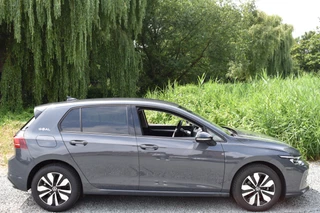 Volkswagen Golf Volkswagen Golf 1.5 TSI LIFE CAMERA/TREKHAAK/LED VW-LOGO - afbeelding nr 7