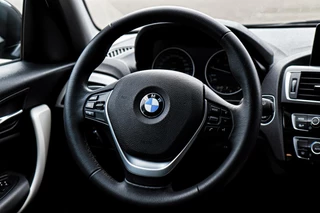 BMW 1 Serie BMW 1-serie 118i Sport AUTOMAAT/LED/GROOT SCHERM/SPORT STOELEN/ - afbeelding nr 10