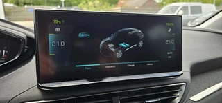 Peugeot 3008 Peugeot 3008 1.6 HYbrid 225 Allure Pack Business - afbeelding nr 17