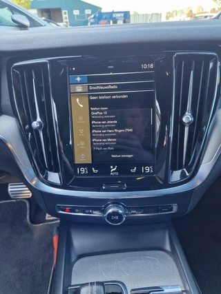 Volvo S60 Volvo S60 2.0 B3 R-Design AUTOMAAT,VOL LEDER,CLIMA,NAVI,CARPLAY,LED - afbeelding nr 27