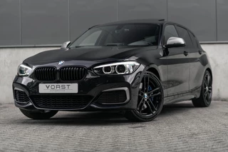 BMW 1 Serie BMW 1-serie M140i xDrive Harman Kardon Dak Leer - afbeelding nr 1