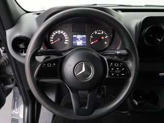 Mercedes-Benz Sprinter Mercedes-Benz Sprinter 319CDI 3.0V6 Dubbele Cabine Open Laadbak | Navigatie | 7-Persoons | 3500Kg Trekhaak - afbeelding nr 14
