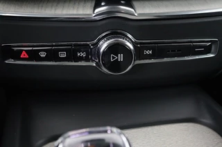 Volvo XC60 Volvo XC60 2.0 T6 Recharge AWD Inscription | Panoramadak |  Head-Up | Leder | Stoel & stuurverwarming | 360 camera | Harman/Kardon | Adaptive cruise | Full LED - afbeelding nr 21