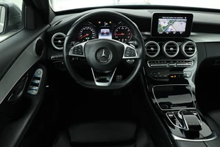 Mercedes-Benz C-Klasse Mercedes-Benz C-klasse 180 AMG | Panoramadak | Leder | Head-Up |  Full LED | Navigatie | Park Assist | Cruise control | Climate control | Bluetooth - afbeelding nr 3