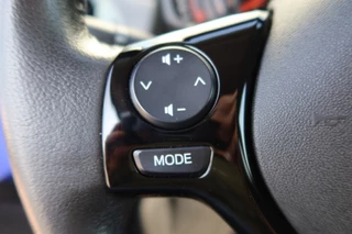 Peugeot 108 Peugeot 108 1.0 E-VTi AUTOMAAT Allure 72pk 5drs. Clima, Carplay, LIM, Camera - afbeelding nr 12