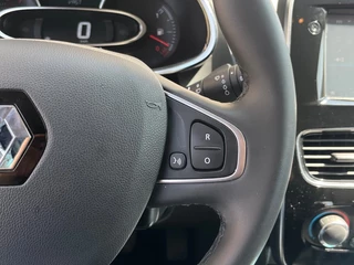 Renault Clio Renault Clio TCe 90 LIMITED NAVI/CRUISE/PDC/LMV/NL-AUTO /1e EIGENAAR - afbeelding nr 33