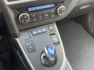 Toyota Auris Navigatie, Parkeersensoren, Stoelverwarming ,  All-in Rijklaarprijs - afbeelding nr 27