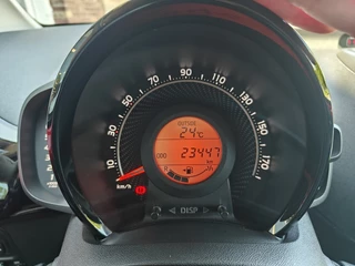Toyota Aygo Toyota Aygo 1.0 VVT-i x-clusiv - afbeelding nr 13