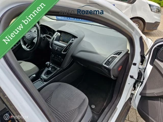 Ford Focus Ford Focus Wagon 1.0 Titanium Ecc Cruis Navi Haak 118070 km - afbeelding nr 3