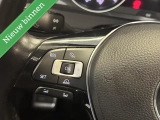 Volkswagen Golf Volkswagen Golf 1.0 TSI Pano/ APP CarPlay/ Alcantara - afbeelding nr 17