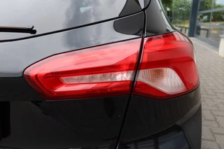 Ford Focus Ford Focus 1.0 EcoBoost ST Line Business 125pk NAVI, Camera, Trekhaak, B&O, Winter pack - afbeelding nr 25