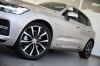 Volvo XC60 Volvo XC60 2.0 T8|455PK AWD|Org NL|1ste Eig|Ultimate Bright|Luchtv.|Bowers & Wilkins|Trekhaak|Head-Up|Pano|Crystal|Dealer Onderhouden - afbeelding nr 33