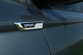 Škoda Karoq Skoda Karoq 1.5 TSI / 150 PK / DSG / Sportline / Black Edition / Virtual Cockpit / Camera / Cruise Control / Trekhaak / 19