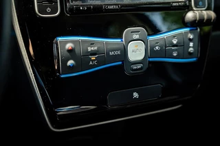 Nissan Leaf Nissan LEAF Tekna 30 kWh | Nap | Vol opties | Camera | Leer - afbeelding nr 26